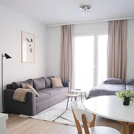 Apartamento Bright In Center Oulu
